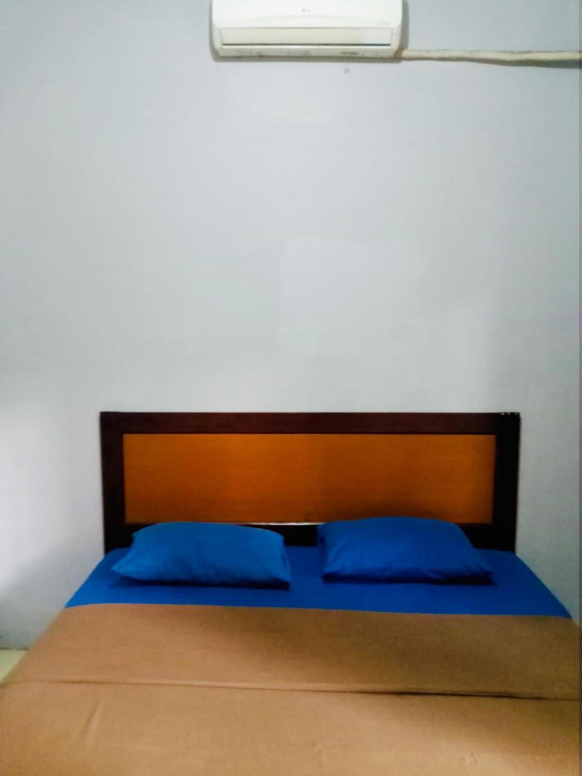 Tw Penginapan Cianjur Exteriör bild
